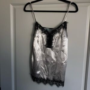 Spaghetti lace lined tank top